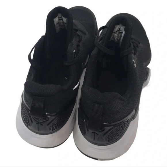 B2 Men’s Nike Mamba Focus Kobe Basketball Shoes 8